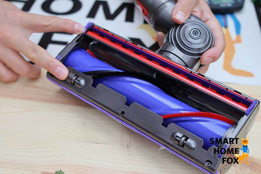 Cleaning head from below